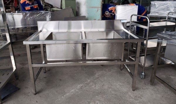 Chậu rửa inox đôi có hố chậu to công nghiệp 5