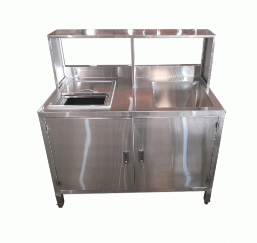 Quầy bar inox có giá phẳng trên 5